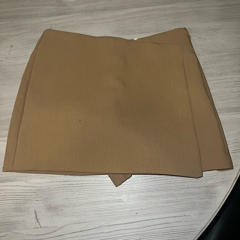 Zara camel skort. Size small. - Picture 2 of 5